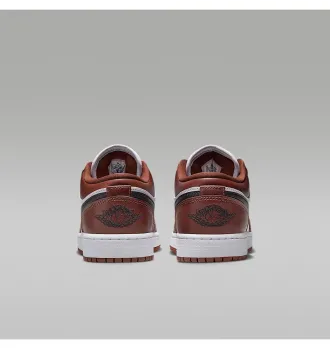 Кросівки жіночі Jordan 1 Low Dark Pony фото 2