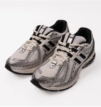 Кросівки чоловічі New Balance 1906R Black White фото 2