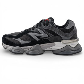 Кросівки жіночі New Balance 9060