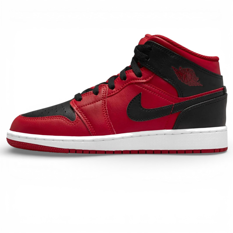 Кроссовки женские Jordan 1 Mid фото
