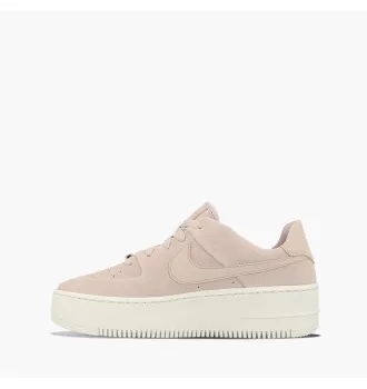 Кроссовки женские Nike Air Force 1 Sage Low фото 2