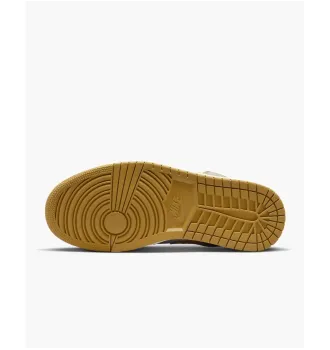 Кроссовки женские Jordan 1 Low SE фото 2