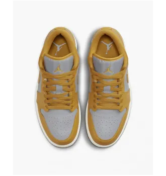 Кроссовки женские Jordan 1 Low SE фото 3