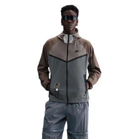 Куртка чоловіча Nike Tech Pack Woven Windrunner