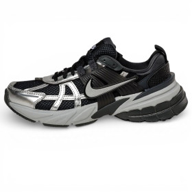 Кросівки жіночі Nike V2K Run