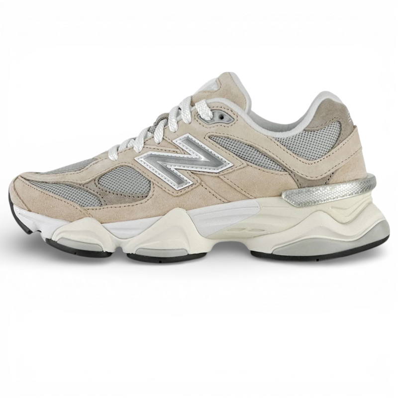 Кросівки чоловічі New Balance 9060 фото