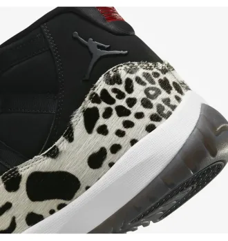Кросівки жіночі Air Jordan 11 Animal Instinct (W) фото 2