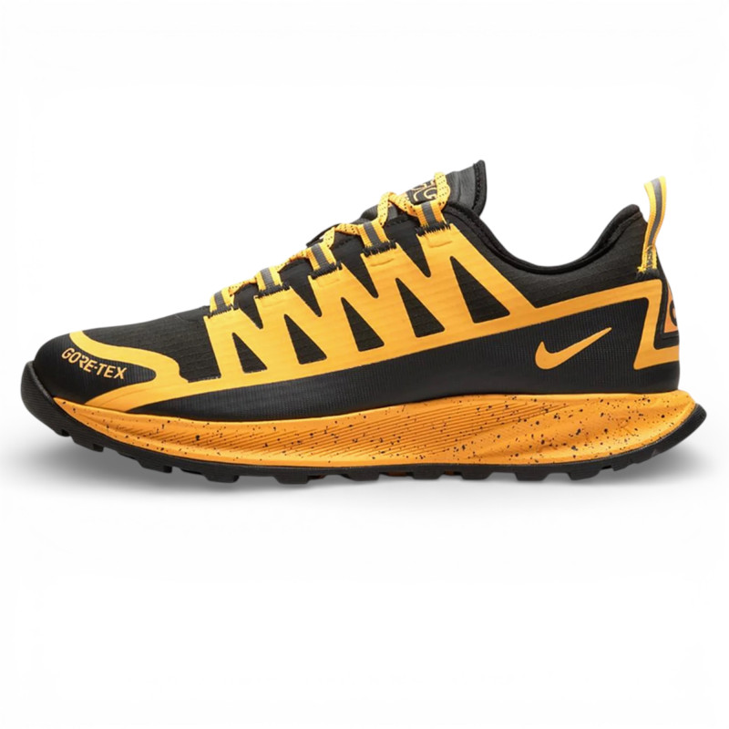 Кросівки Nike ACG Air Nasu Gore-Tex Laser Orange фото