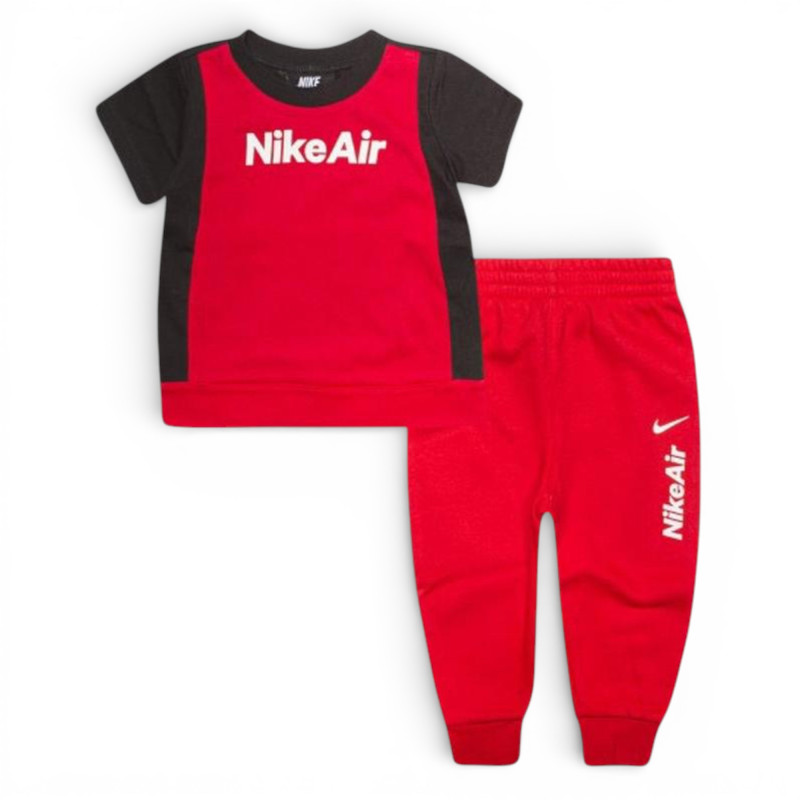 Дитячий костюм футболка та штани  Nike Air Ss Tee & Jogger Set фото