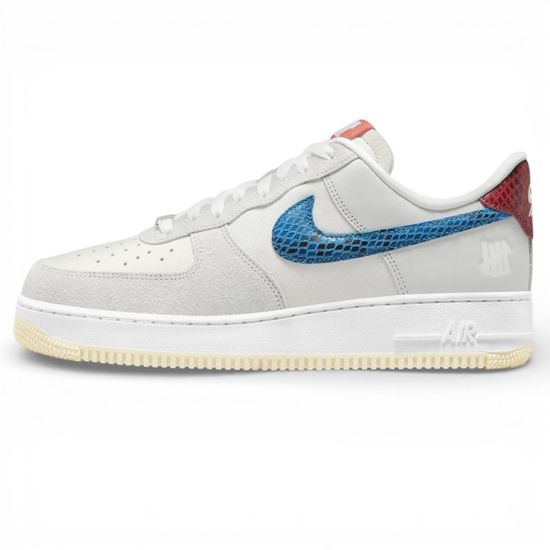 Кроссовки Nike Air Force 1 Low SP Undefeated 5 On It Dunk vs. AF1 фото