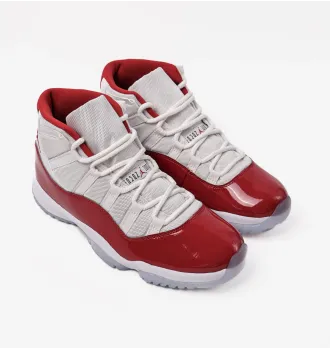 Мужские кроссовки Air Jordan 11 Retro Cherry (2022) фото 2