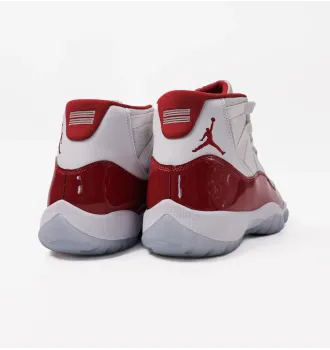 Мужские кроссовки Air Jordan 11 Retro Cherry (2022) фото 7