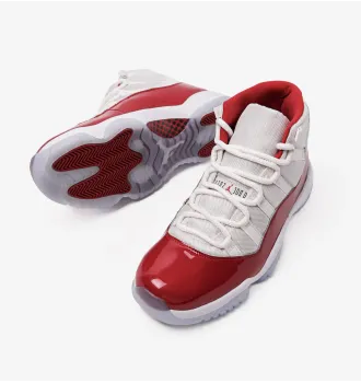 Мужские кроссовки Air Jordan 11 Retro Cherry (2022) фото 4