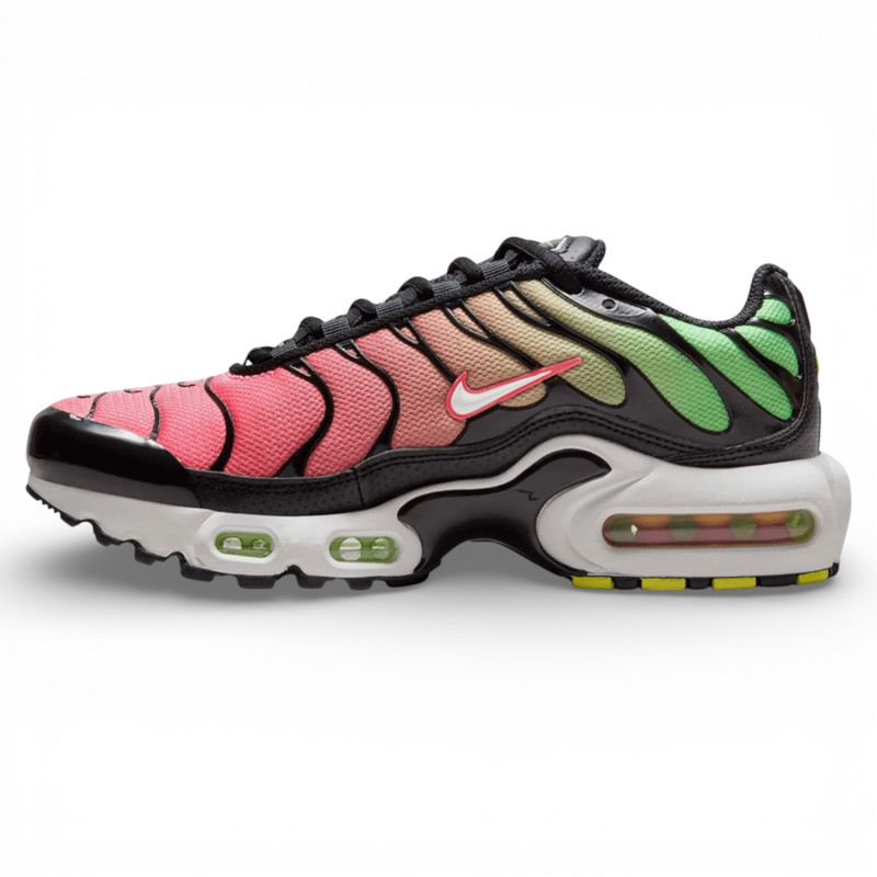 Кроссовки Nike Air Max Plus GS Green Strike Flash Crimson фото