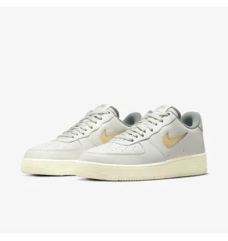 Кроссовки Nike Air Force 1 Low 07 Jewel Light Bone Coconut Milk фото 3
