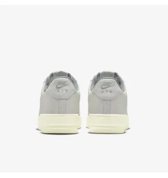 Кроссовки Nike Air Force 1 Low 07 Jewel Light Bone Coconut Milk фото 2