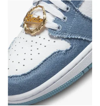 Кроссовки Air Jordan 1 High OG Denim фото 4