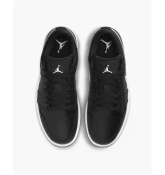 Женские кроссовки Air Jordan 1 Low Black White (2022) (W) фото 5