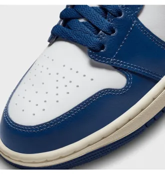 Женские кроссовки Air Jordan 1 Mid French Blue Gym Red (W) фото 5