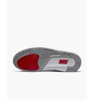 Кросівки чоловічі Air Jordan 3 Retro Fire Red фото 10