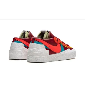 Кросівки Nike Blazer Low sacai KAWS Red фото 5