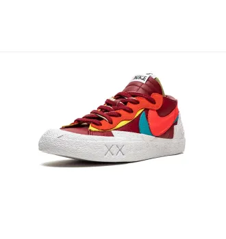 Кросівки Nike Blazer Low sacai KAWS Red фото 4