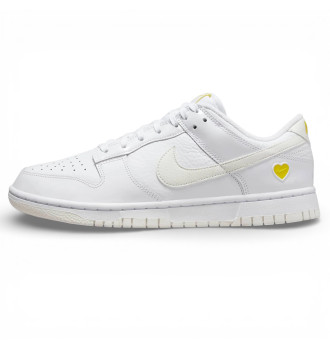 Женские кроссовки Nike Dunk Low Valentine
