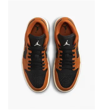 Кросівки жіночі Air Jordan 1 Low SE Sport Spice фото 2