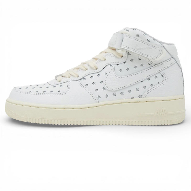 Женские кроссовки Nike Air Force 1 Mid Cut Out Stars Summit White (W) фото