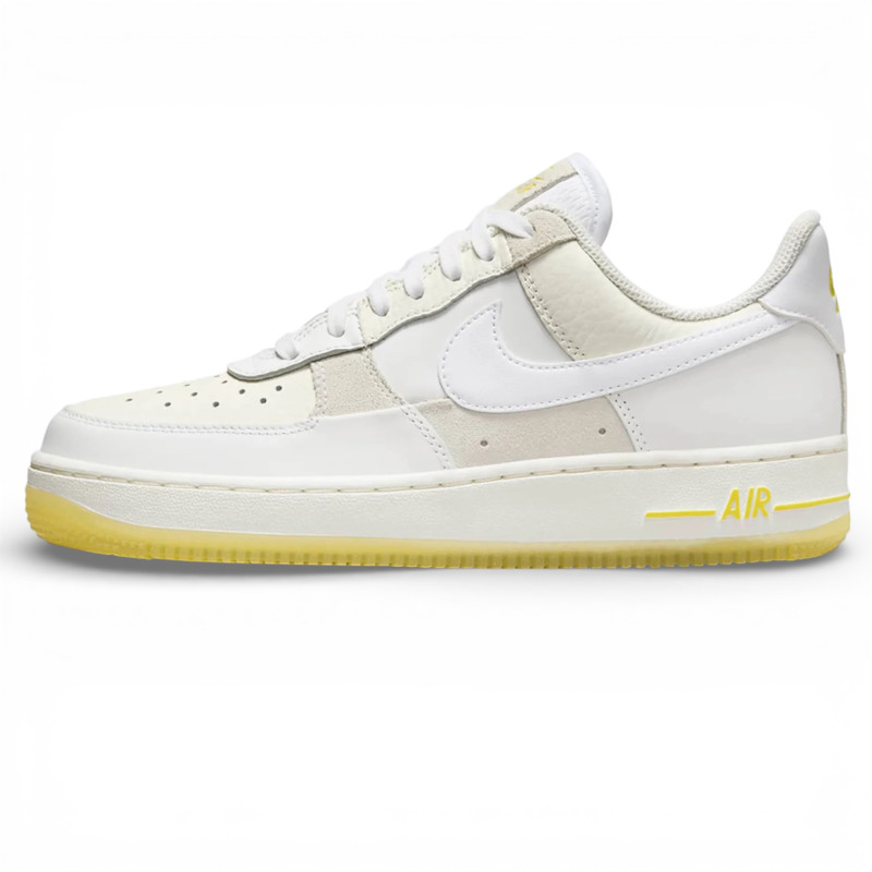Кросівки жіночі Nike Air Force 1 Low 
