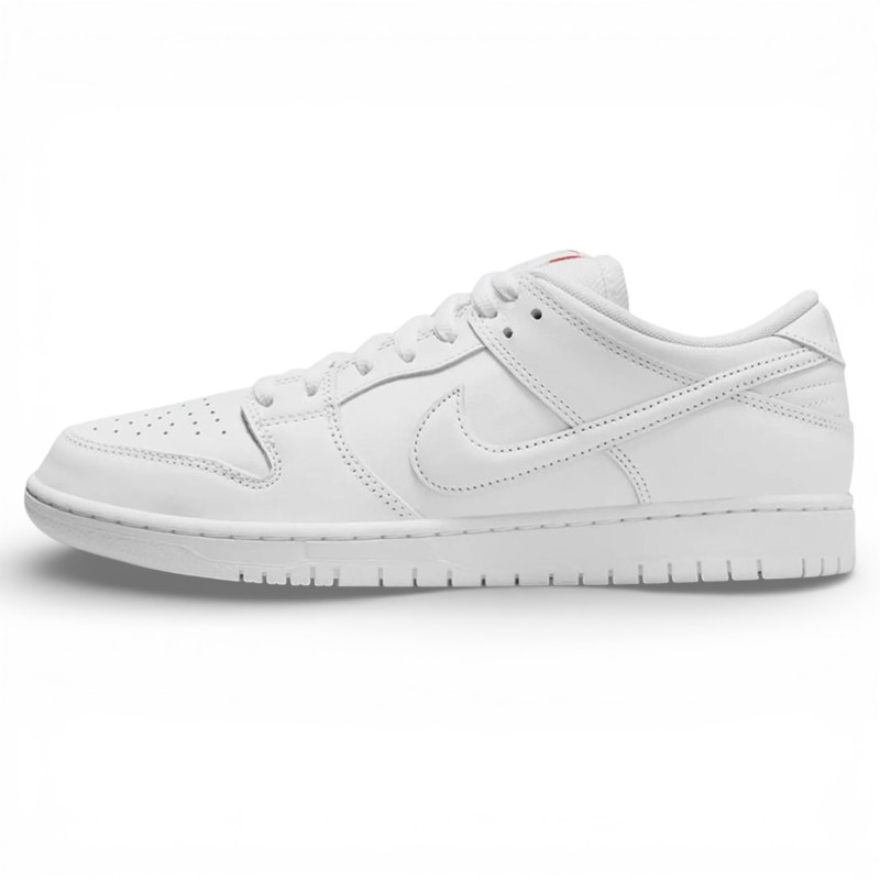 Мужские кроссовки Nike SB Dunk Low Pro Triple White фото
