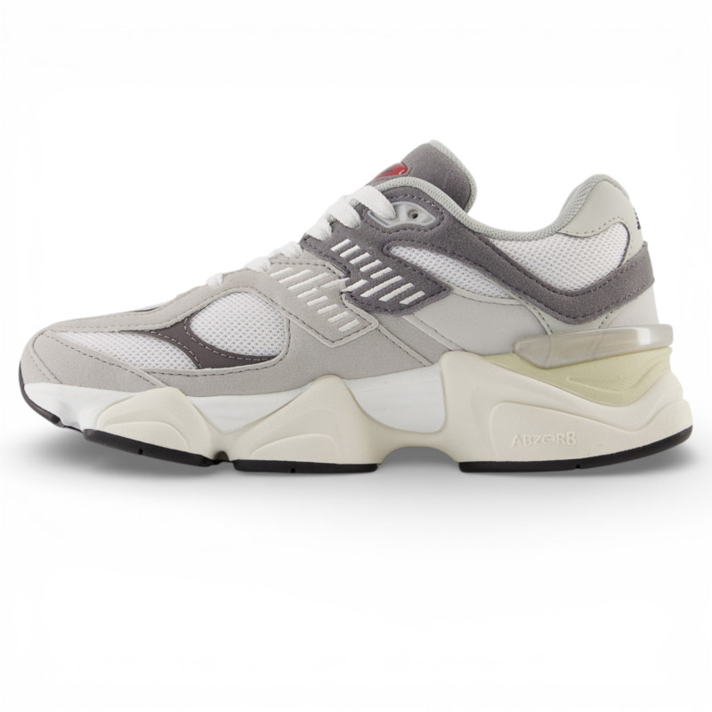 Кросівки New Balance 9060 Rain Cloud фото