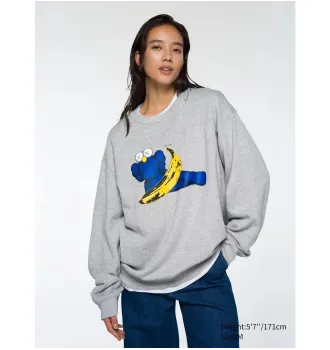Толстовка KAWS x Uniqlo Warhol Graphic Sweatshirt (Grey Banana Kaws) фото 6