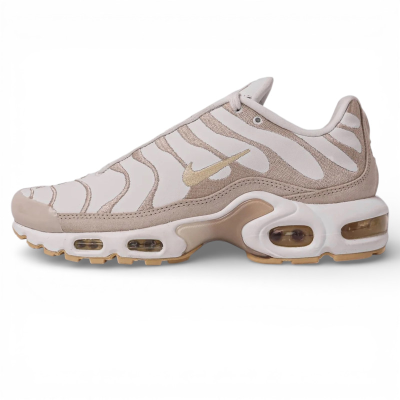 Кроссовки Nike Air Max Plus Premium Sanddrift фото
