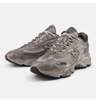 Кросівки чоловічі New Balance 1000 Silver Metallic Distressed фото 6