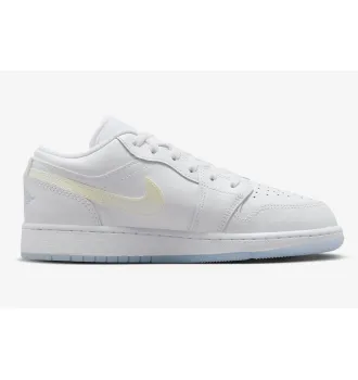 Кросівки Air Jordan 1 Low White Ice Blue Glitter Swoosh White фото 7