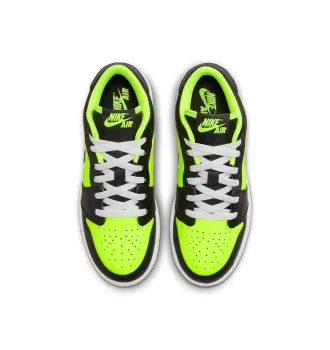 Кроссовки Air Jordan 1 Low SE Black Cat Volt фото 3