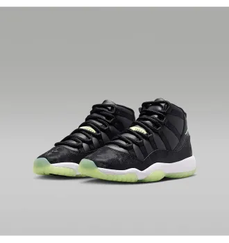 Кроссовки Air Jordan 11 Retro Black Barely Volt (GS) фото 5