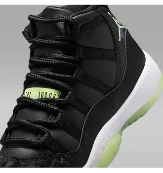 Кроссовки Air Jordan 11 Retro Black Barely Volt (GS) фото 3