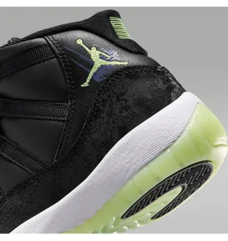 Кроссовки Air Jordan 11 Retro Black Barely Volt (GS) фото 2