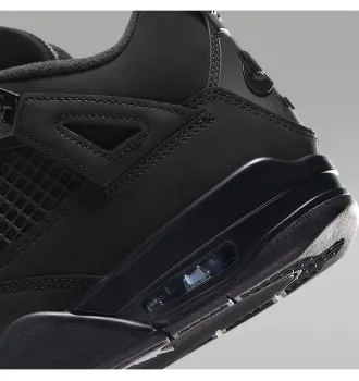 Кроссовки унисекс Air Jordan 4 Retro Black Cat (2025) (GS) фото 4